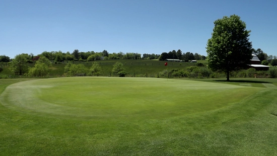 Blue Ridge Country Club #4 Green